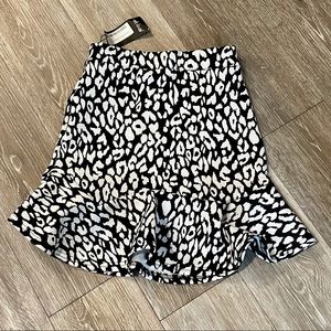 Nasty Gal Leopard Mini Skirt Size 2